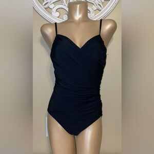 Miraclesuit womens 12 large bathing suit swim Black underwire Plunging  nwot